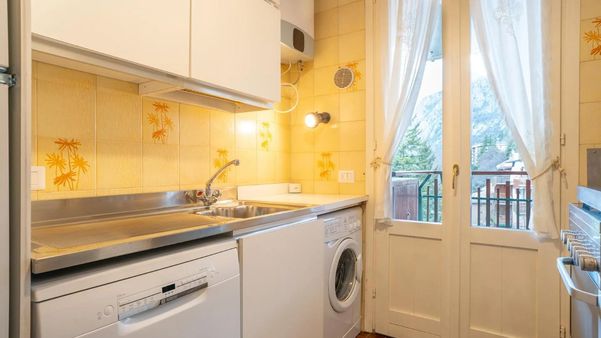 Apartamento Torre Giardino - Finestra Sulle Grigne Barzio Italia